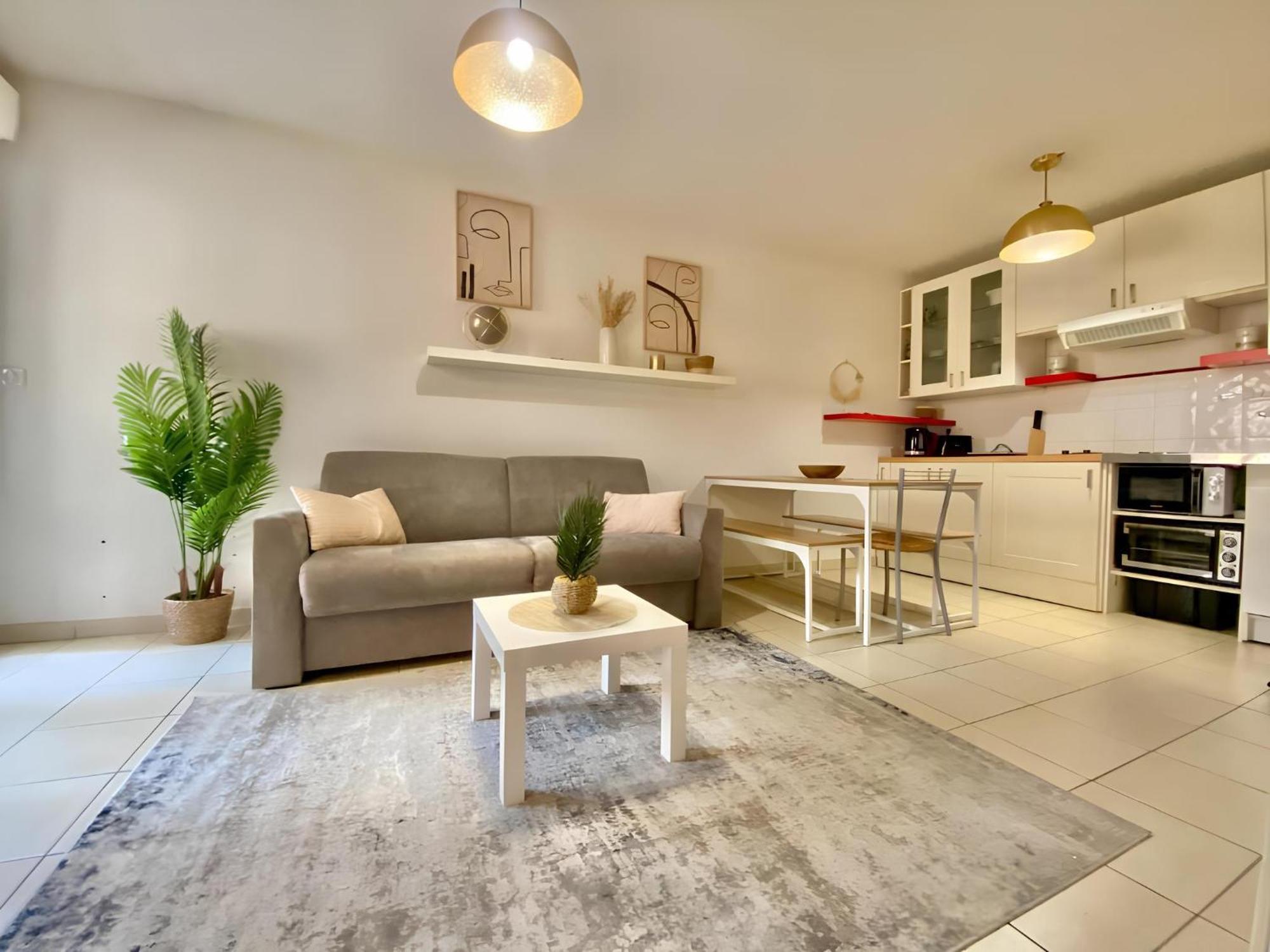 Apartament "L'Alhambra" Proche Gare Et Centre Mentona Zewnętrze zdjęcie